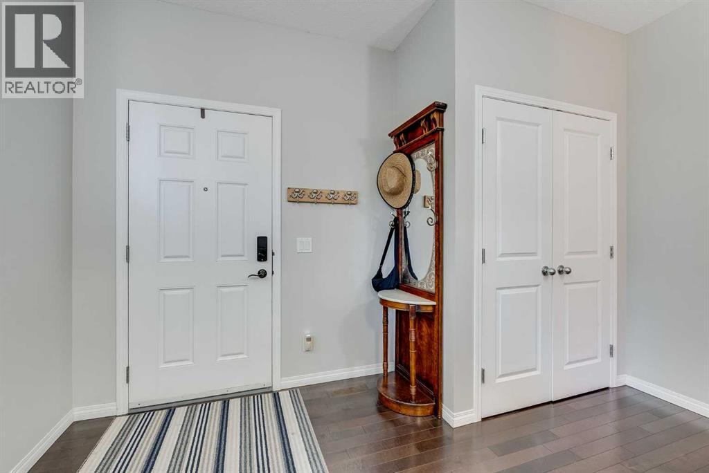 113 Copperpond Bay Se, Calgary, Alberta  T2Z 0R2 - Photo 6 - A2285393