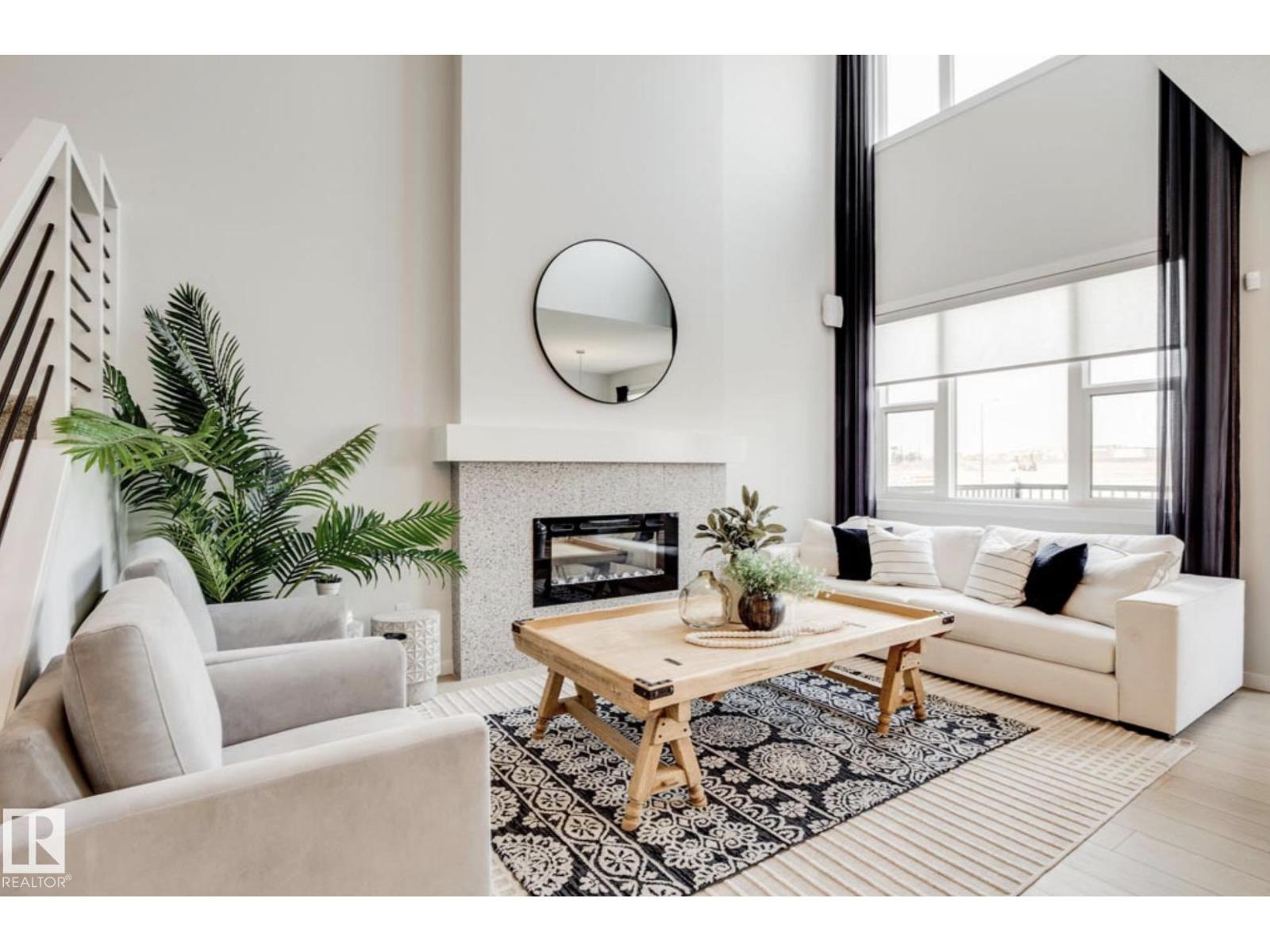 17359 3 St Nw, Edmonton, Alberta  T5Y 4G7 - Photo 2 - E4473212