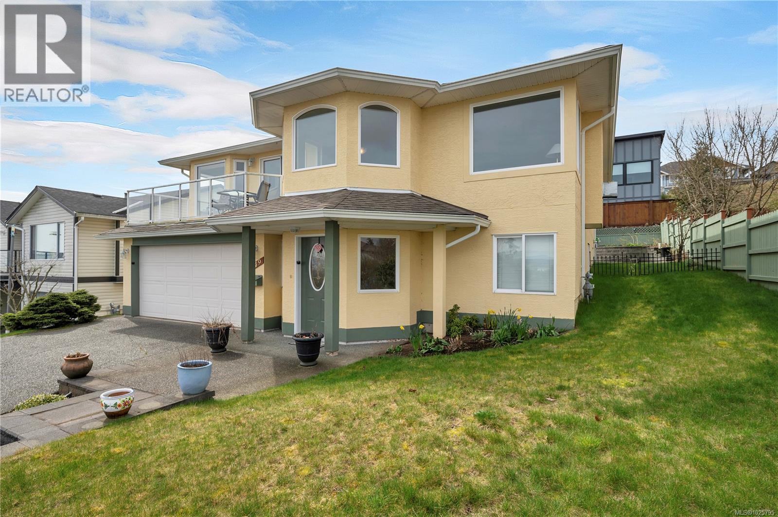 749 Bowen Dr, Campbell River, British Columbia  V9H 1S2 - Photo 1 - 1025795