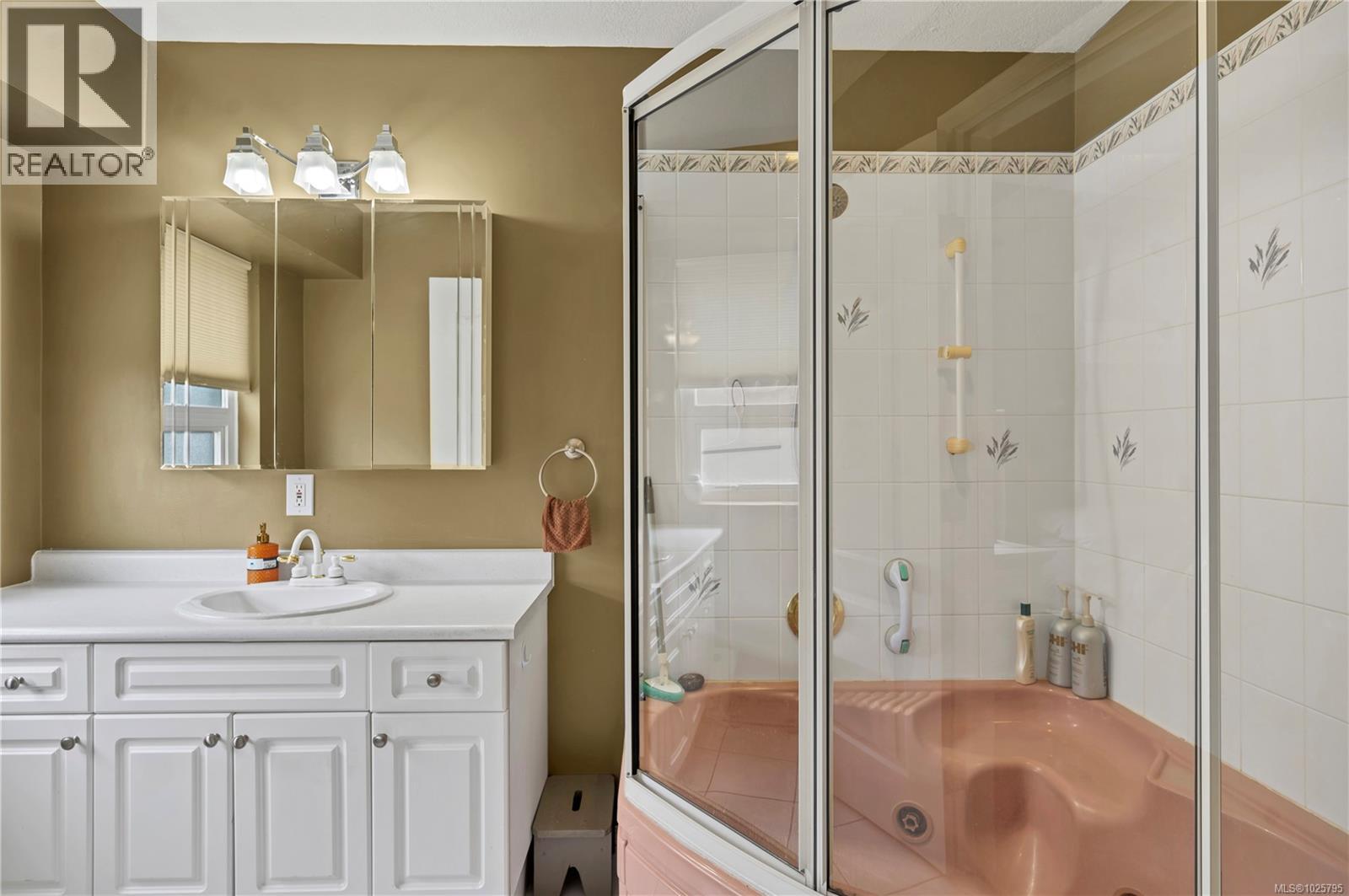 749 Bowen Dr, Campbell River, British Columbia  V9H 1S2 - Photo 16 - 1025795