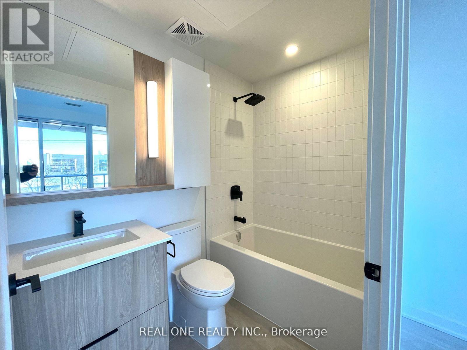 202 - 5 Defries Street, Toronto, Ontario  M5A 0W7 - Photo 17 - C12782400