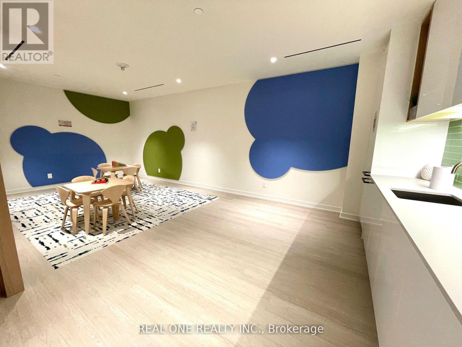 202 - 5 Defries Street, Toronto, Ontario  M5A 0W7 - Photo 6 - C12782400