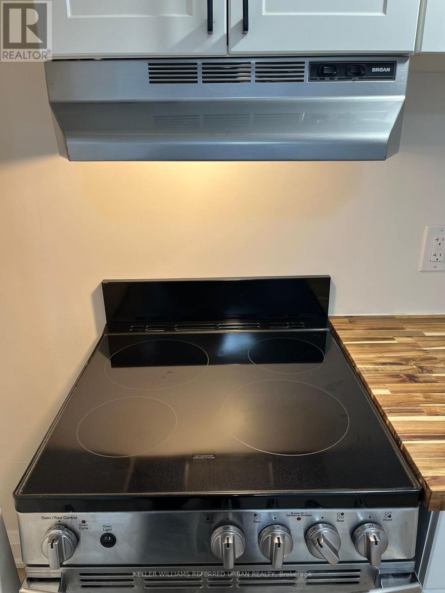 1 - 98 Frontenac Avenue, Toronto, Ontario  M5N 1Z9 - Photo 15 - C12782500