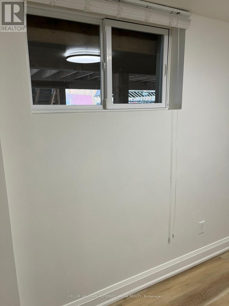 2 - 98 Frontenac Avenue, Toronto, Ontario  M5N 1Z9 - Photo 19 - C12782502