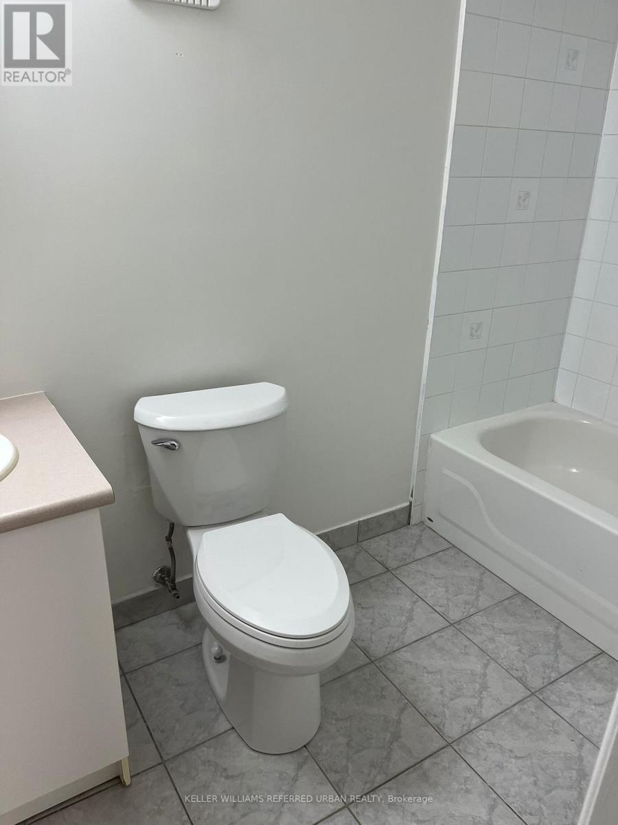 2 - 98 Frontenac Avenue, Toronto, Ontario  M5N 1Z9 - Photo 22 - C12782502