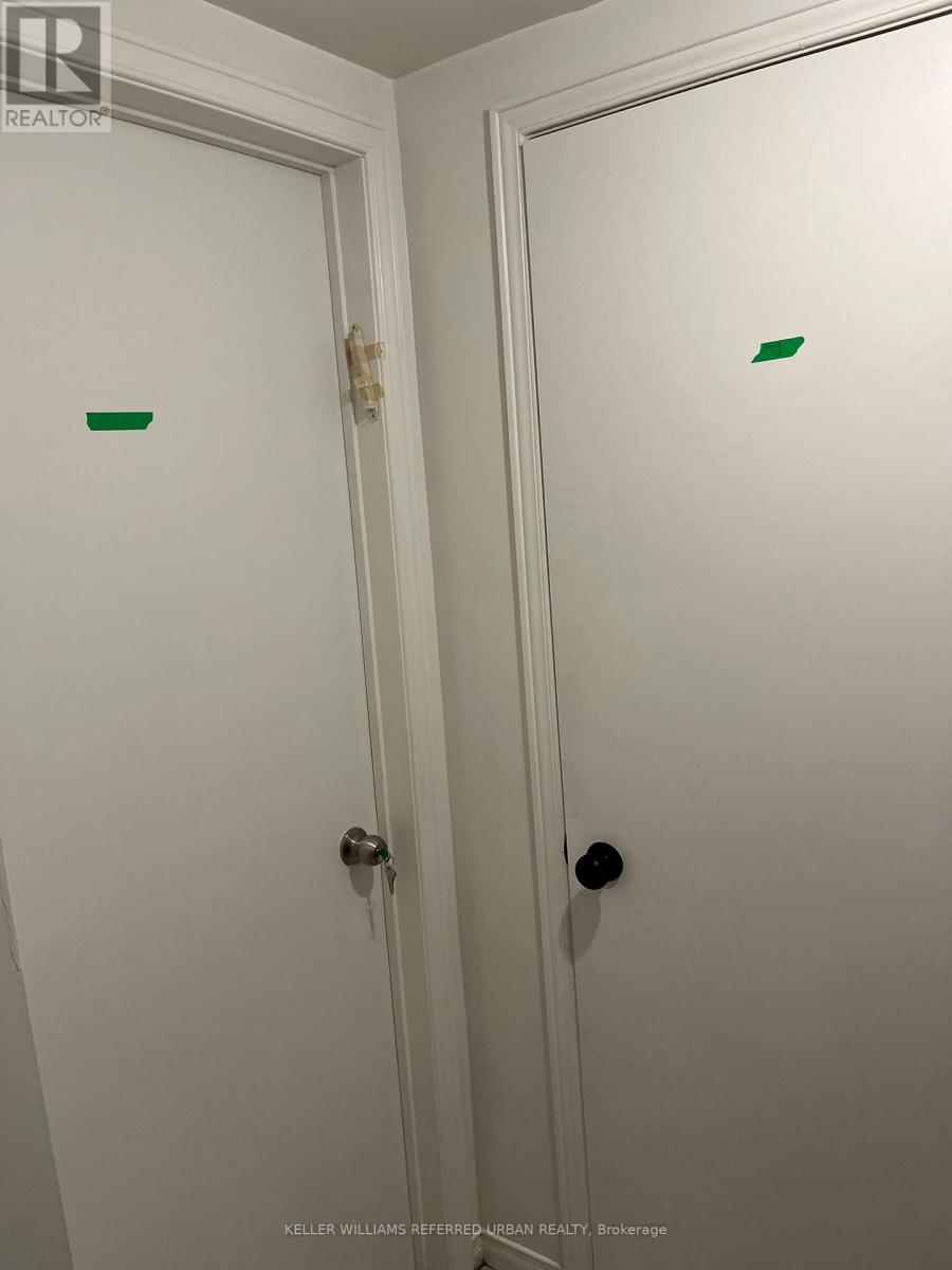 2 - 98 Frontenac Avenue, Toronto, Ontario  M5N 1Z9 - Photo 8 - C12782502