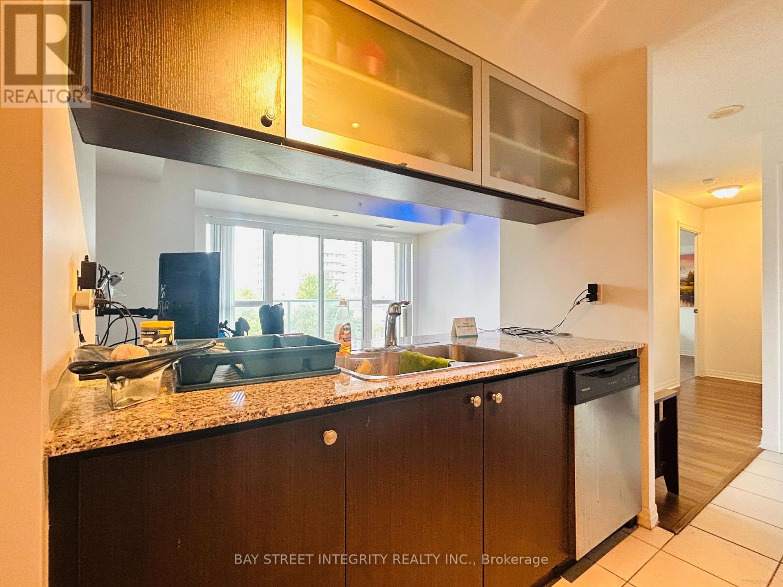 307 - 275 Yorkland Road, Toronto, Ontario  M2J 0B4 - Photo 7 - C12782554