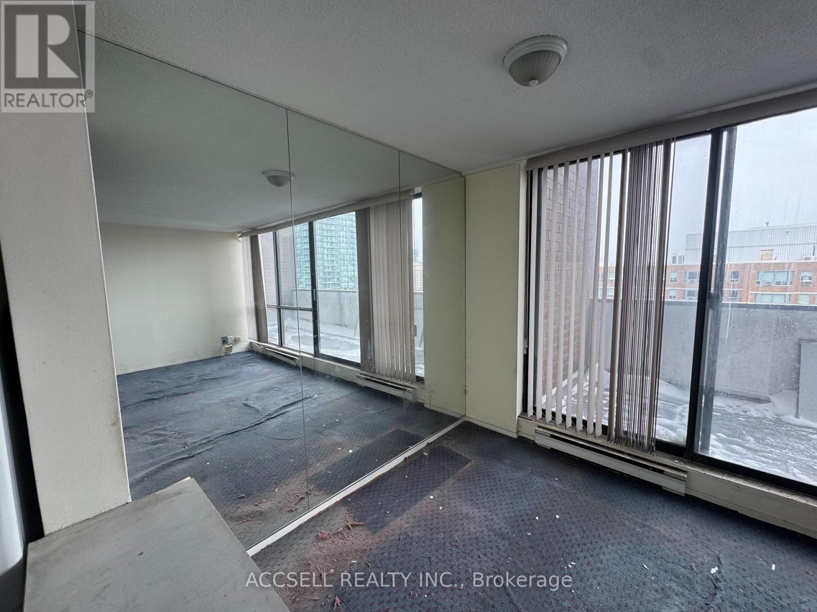 1104 - 914 Yonge Street, Toronto, Ontario  M4W 3C8 - Photo 5 - C12782680