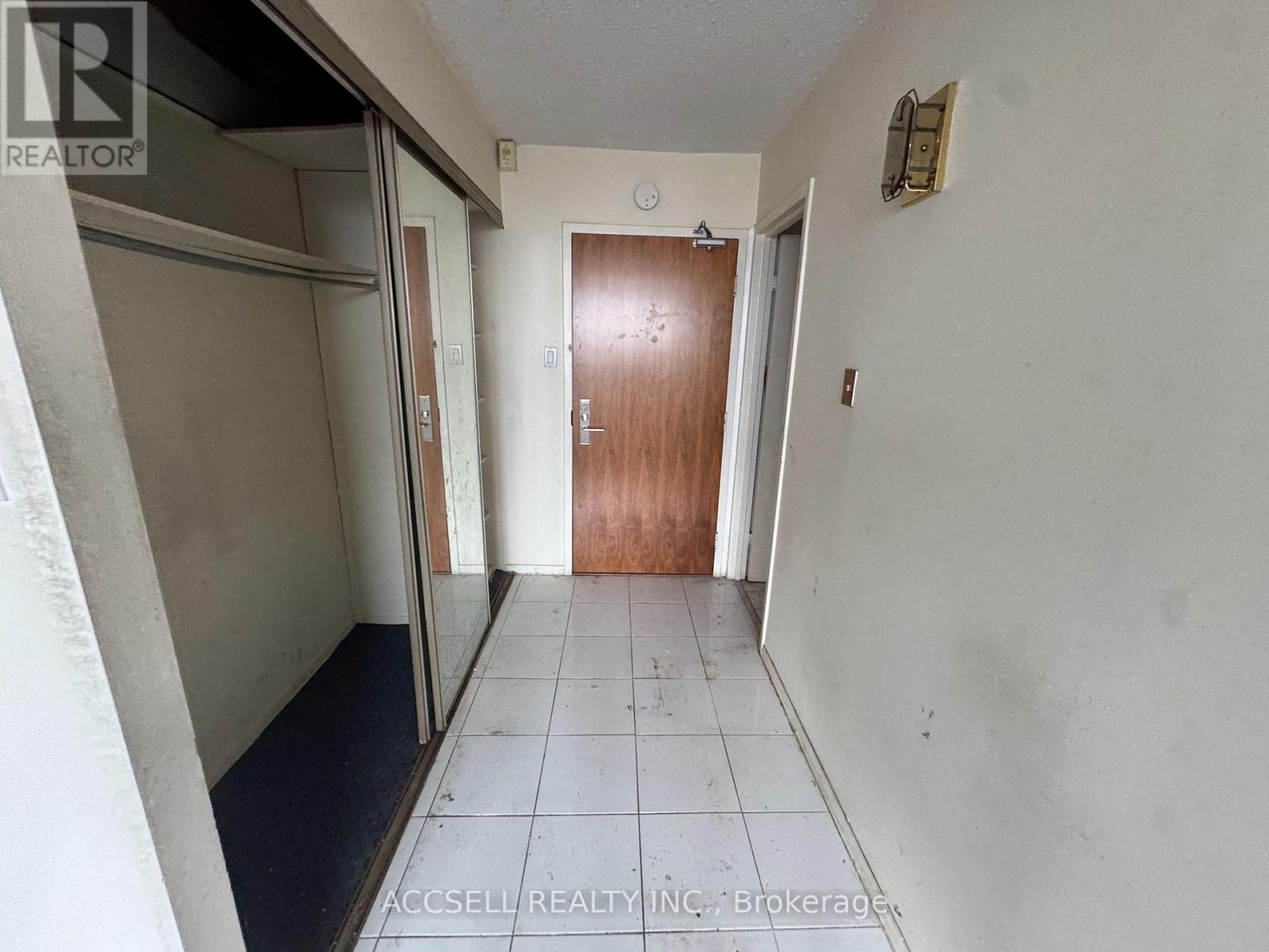 1104 - 914 Yonge Street, Toronto, Ontario  M4W 3C8 - Photo 7 - C12782680