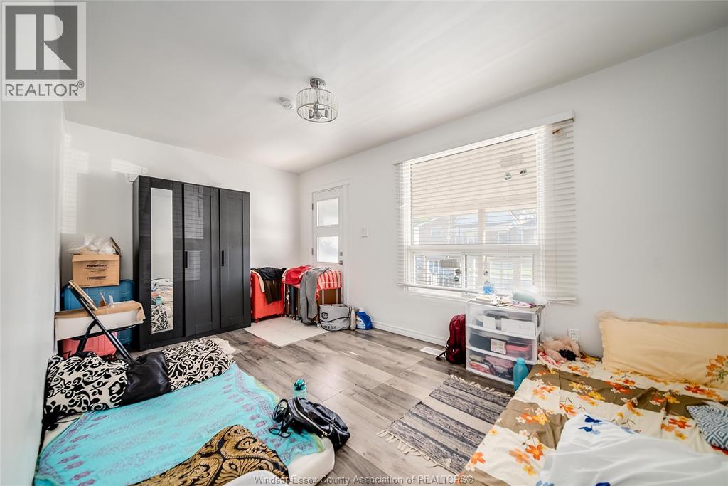 427 Bridge Avenue, Windsor, Ontario  N9B 2M3 - Photo 11 - 26003119