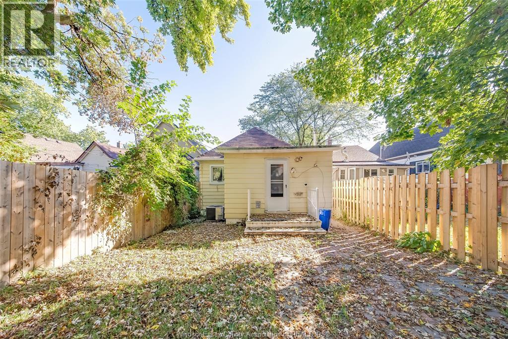 427 Bridge Avenue, Windsor, Ontario  N9B 2M3 - Photo 23 - 26003119