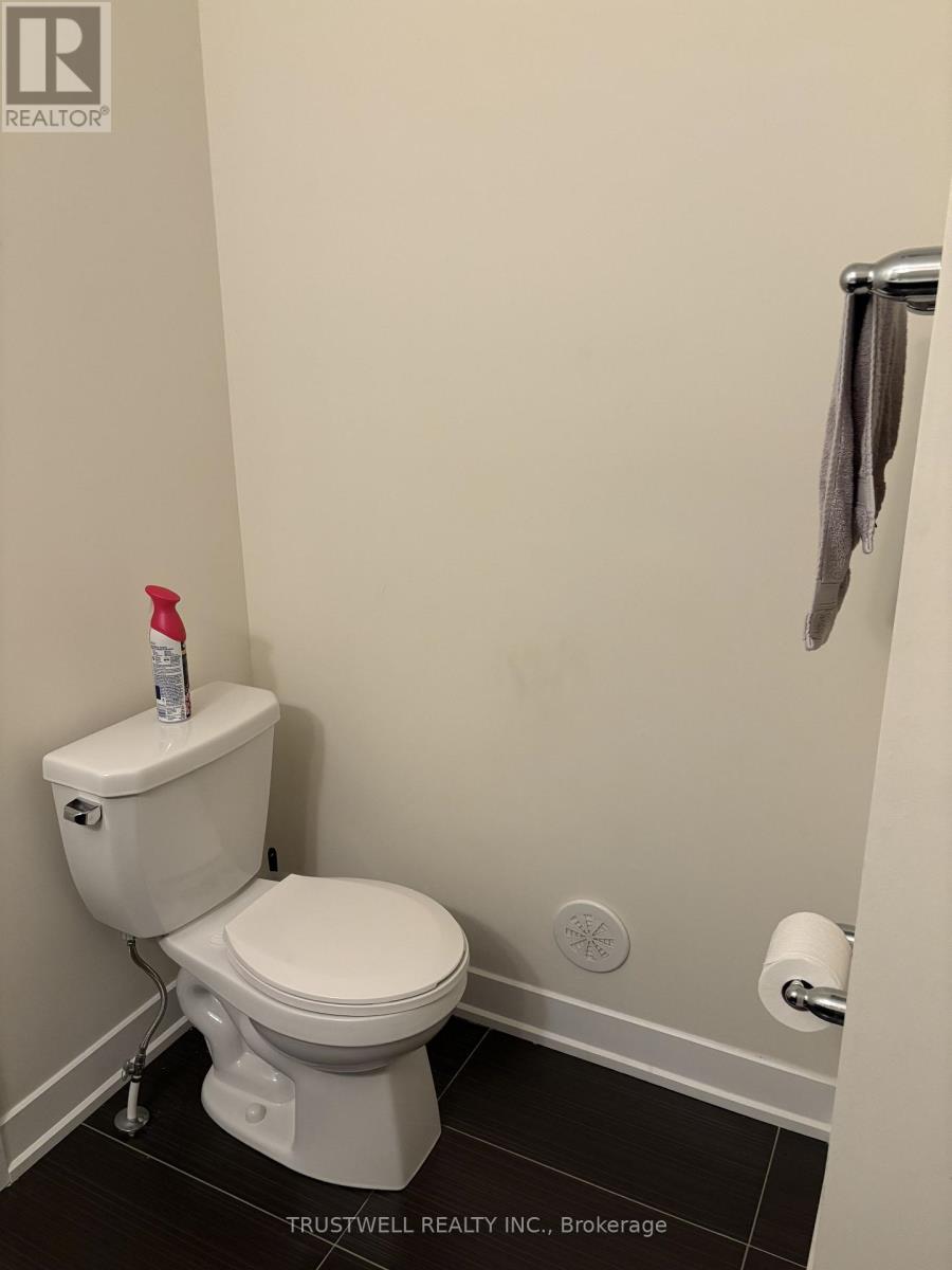 95 Donald Fleming Way, Whitby, Ontario  L1R 0N8 - Photo 9 - E12782486