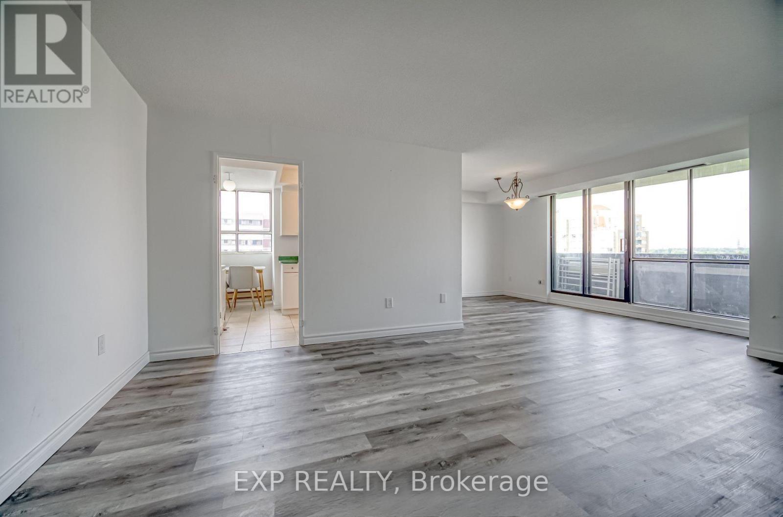 1009 - 10 Stonehill Court, Toronto, Ontario  M1W 2X8 - Photo 4 - E12782522