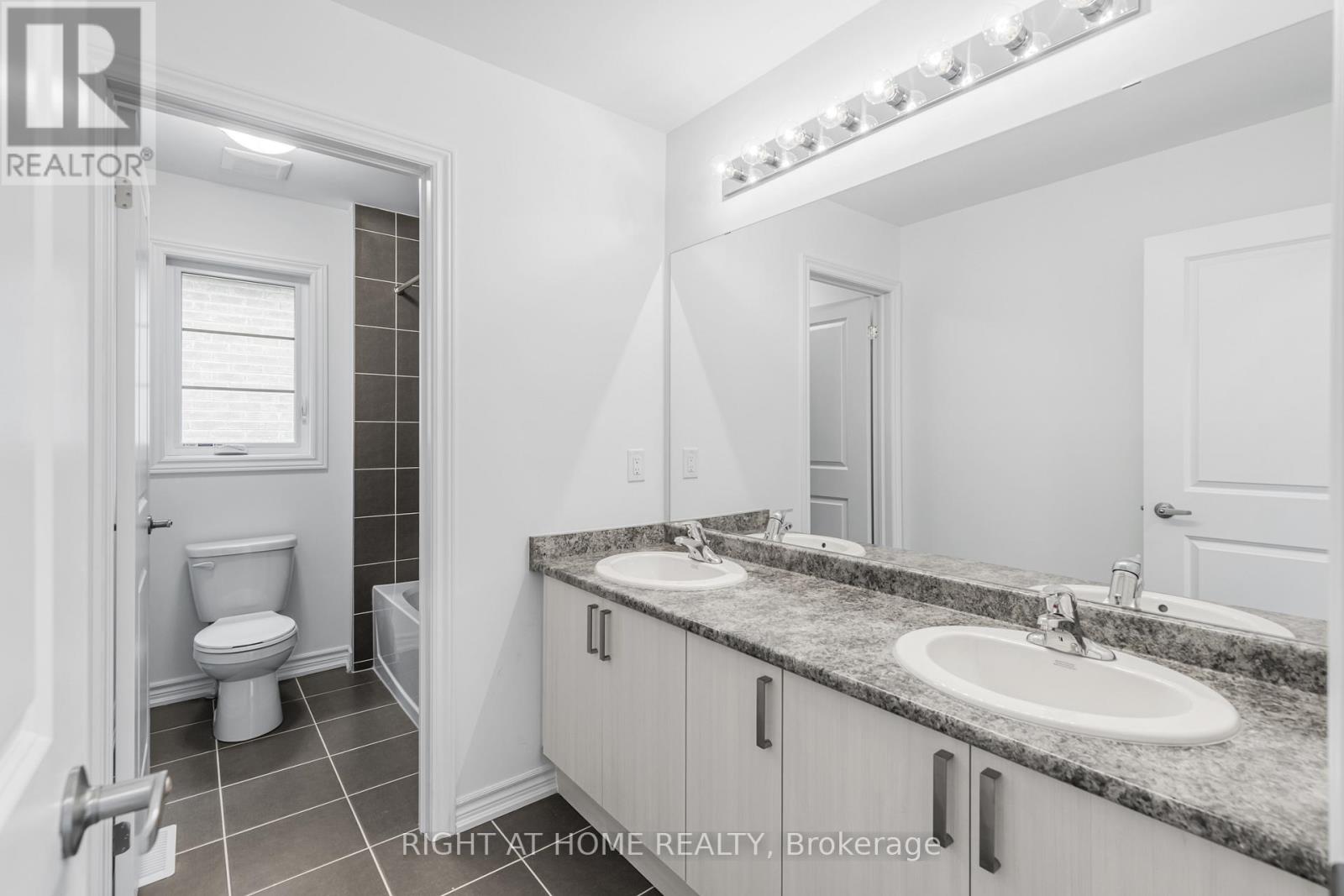 8 Daisy Street, Springwater, Ontario  L9X 2C5 - Photo 19 - S12779090