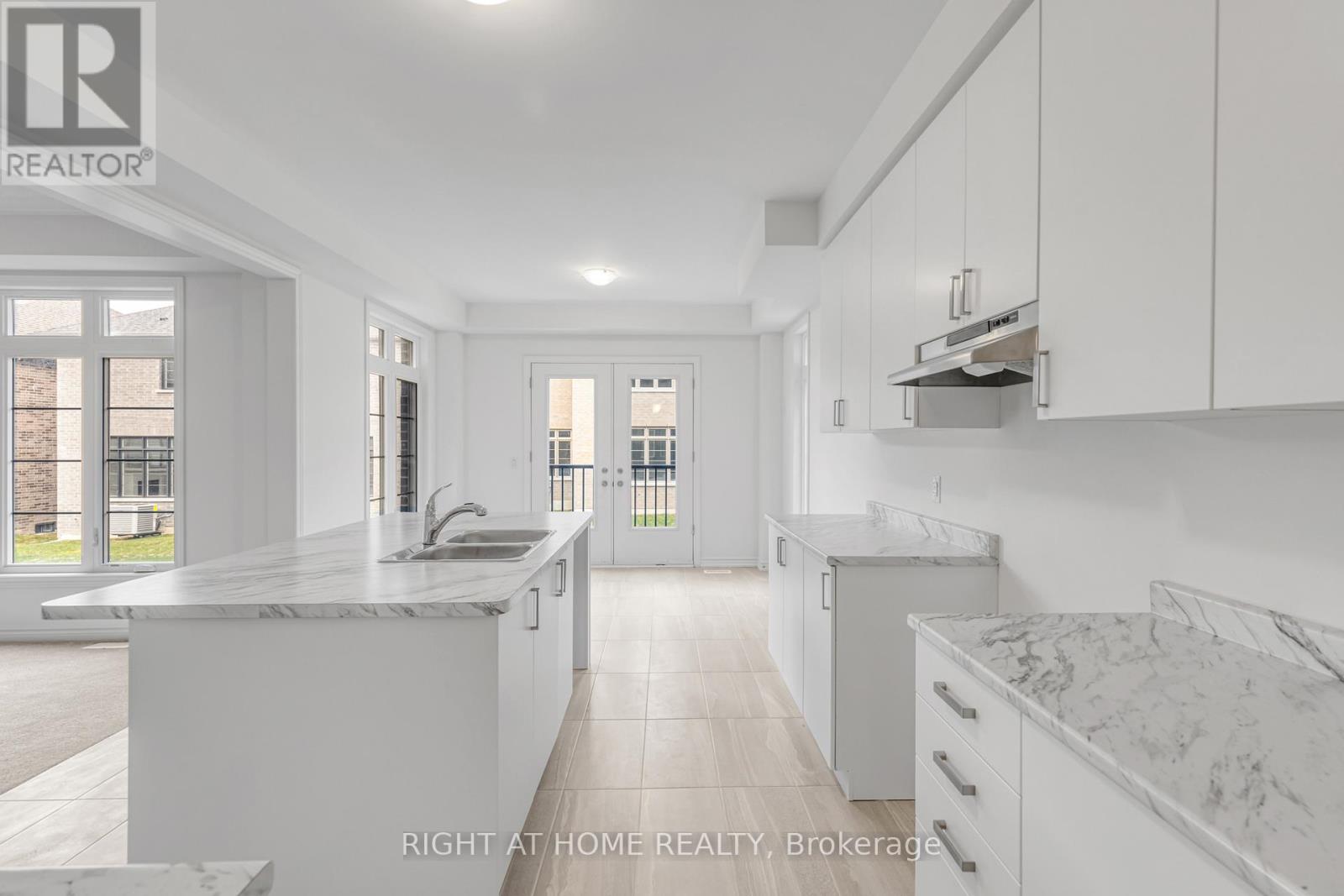 8 Daisy Street, Springwater, Ontario  L9X 2C5 - Photo 15 - S12779090