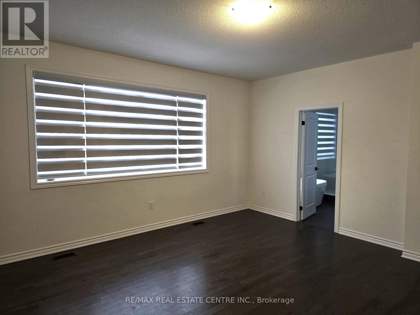 22 Spinland Street, Caledon, Ontario  L7C 4K4 - Photo 17 - W12770926