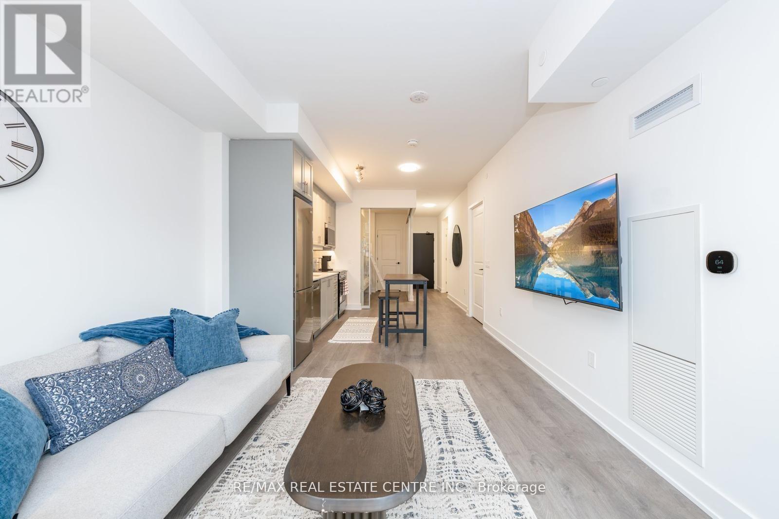 313 - 2343 KHALSA GATE, Oakville, Ontario