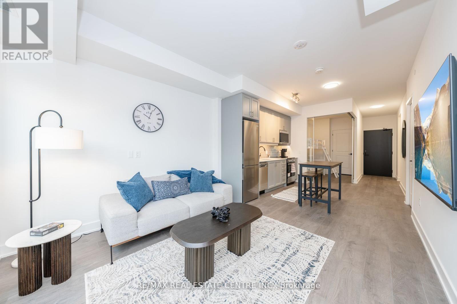 313 - 2343 Khalsa Gate, Oakville, Ontario  L6M 4J2 - Photo 3 - W12732086