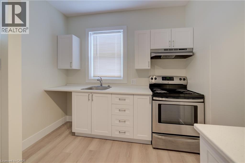 155 Wellington Street N, Kitchener, Ontario  N2H 5J9 - Photo 2 - 40804687