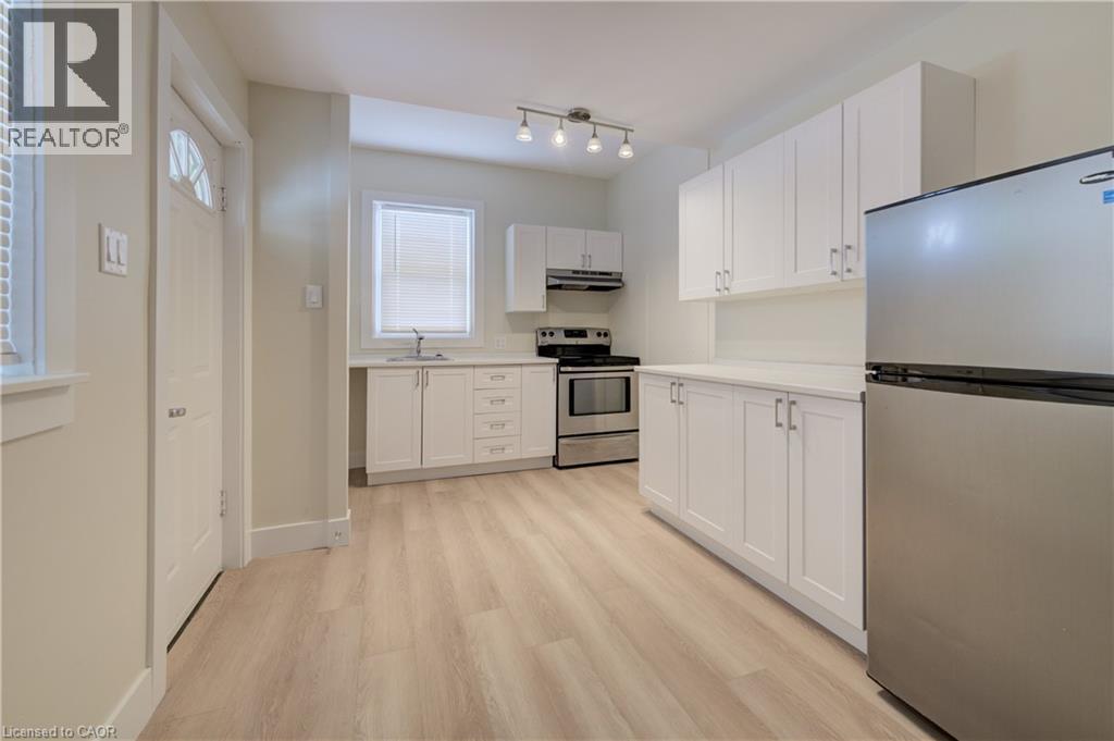 155 Wellington Street N, Kitchener, Ontario  N2H 5J9 - Photo 4 - 40804687