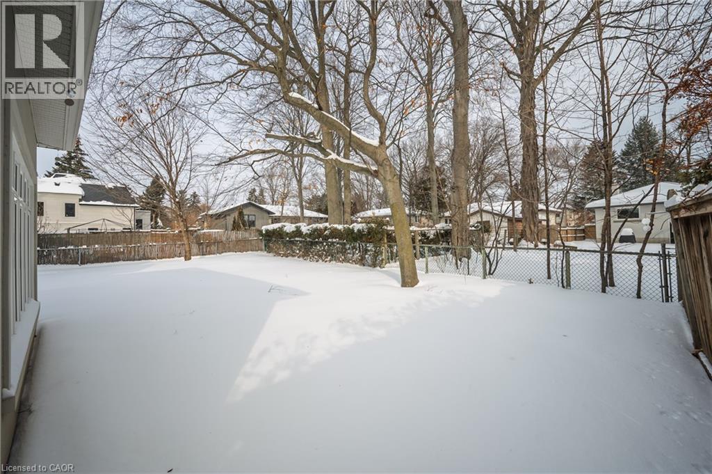 285 Surrey Drive, Oakville, Ontario  L6L 3T6 - Photo 39 - 40800986