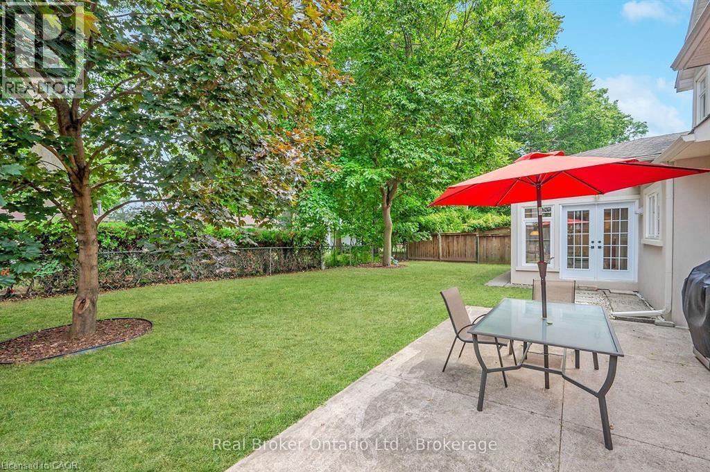 285 Surrey Drive, Oakville, Ontario  L6L 3T6 - Photo 43 - 40800986