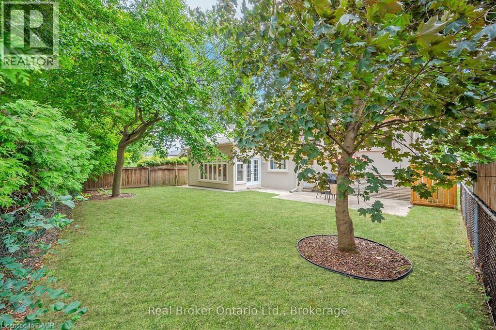 285 Surrey Drive, Oakville, Ontario  L6L 3T6 - Photo 47 - 40800986