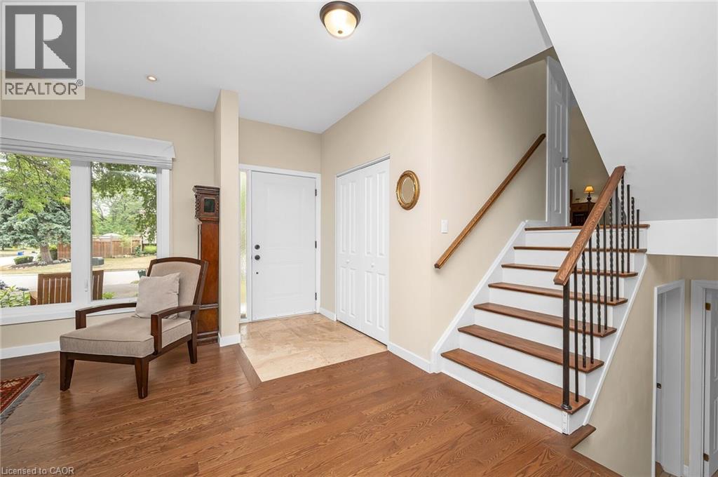 285 Surrey Drive, Oakville, Ontario  L6L 3T6 - Photo 5 - 40800986