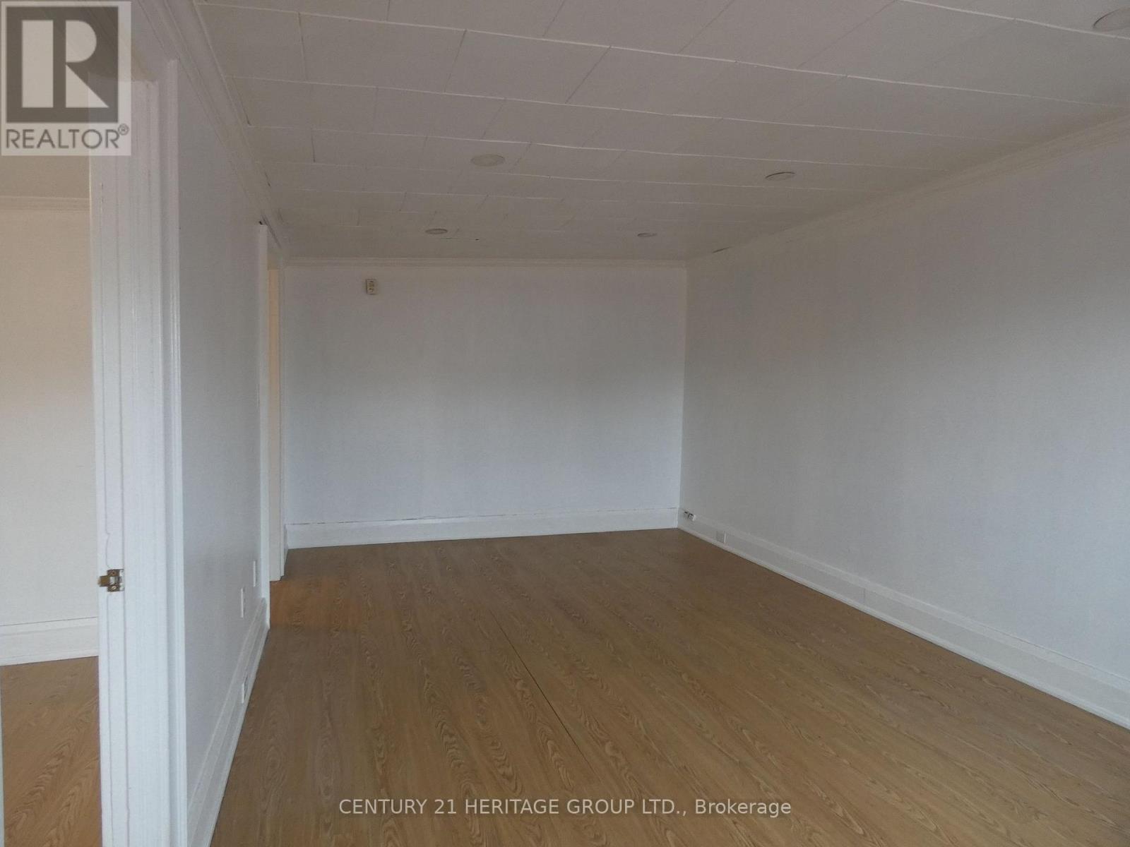 6 - 201 Main Street S, Newmarket, Ontario  L3Y 3Y9 - Photo 3 - N12782398