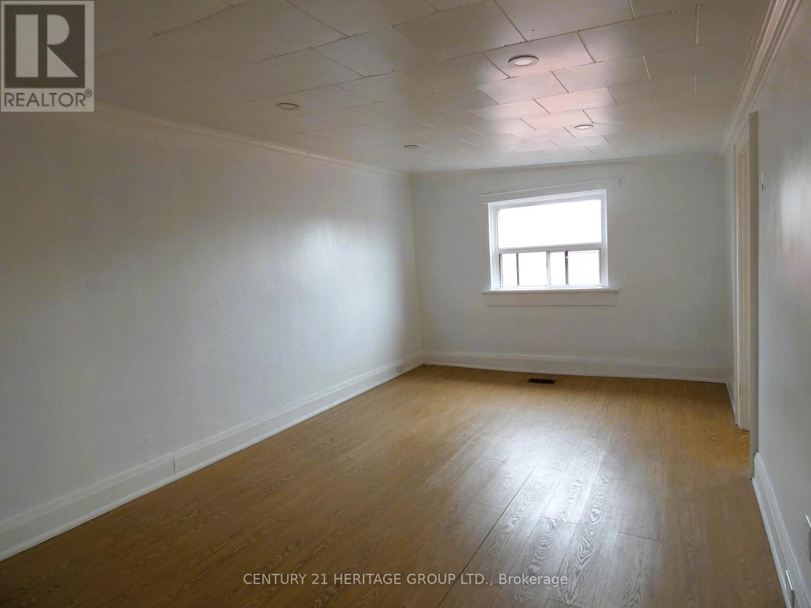 6 - 201 Main Street S, Newmarket, Ontario  L3Y 3Y9 - Photo 4 - N12782398