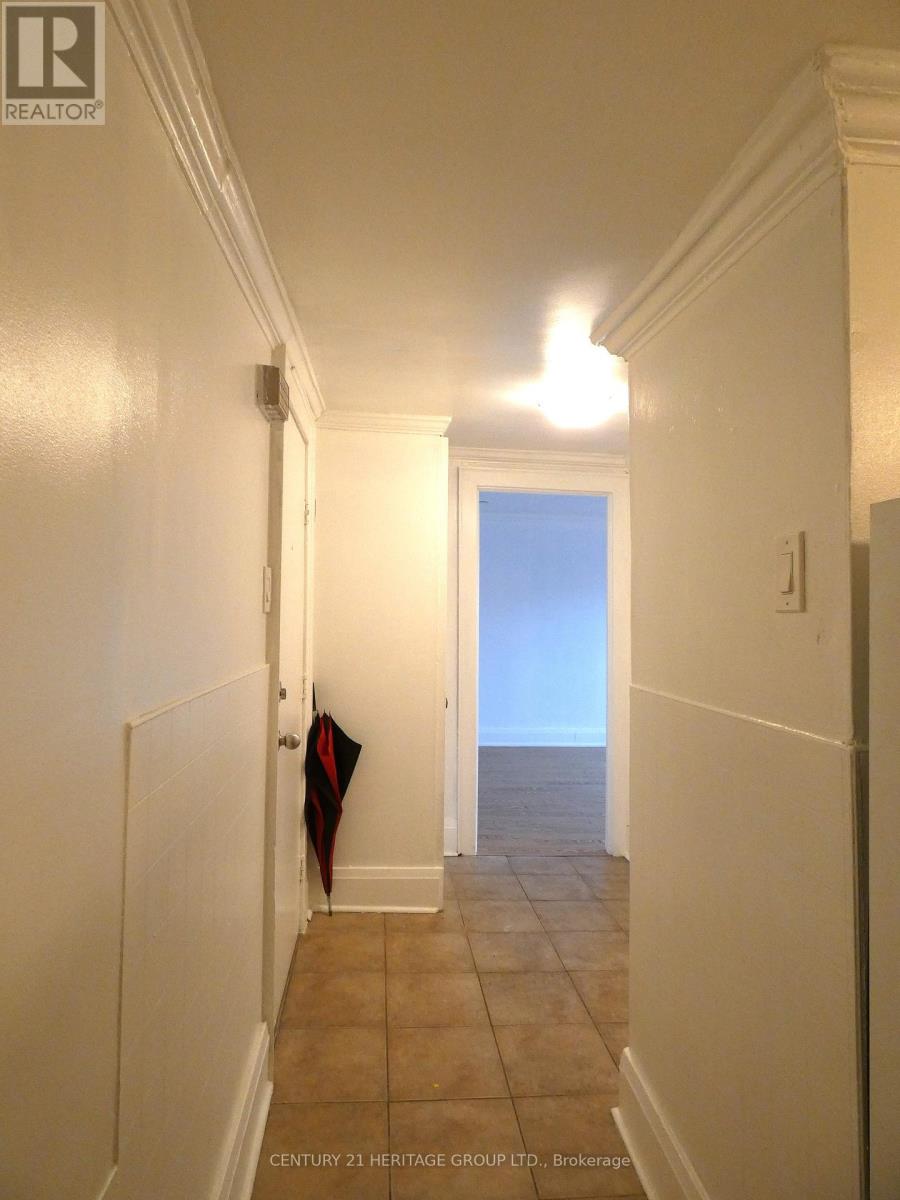 6 - 201 Main Street S, Newmarket, Ontario  L3Y 3Y9 - Photo 8 - N12782398