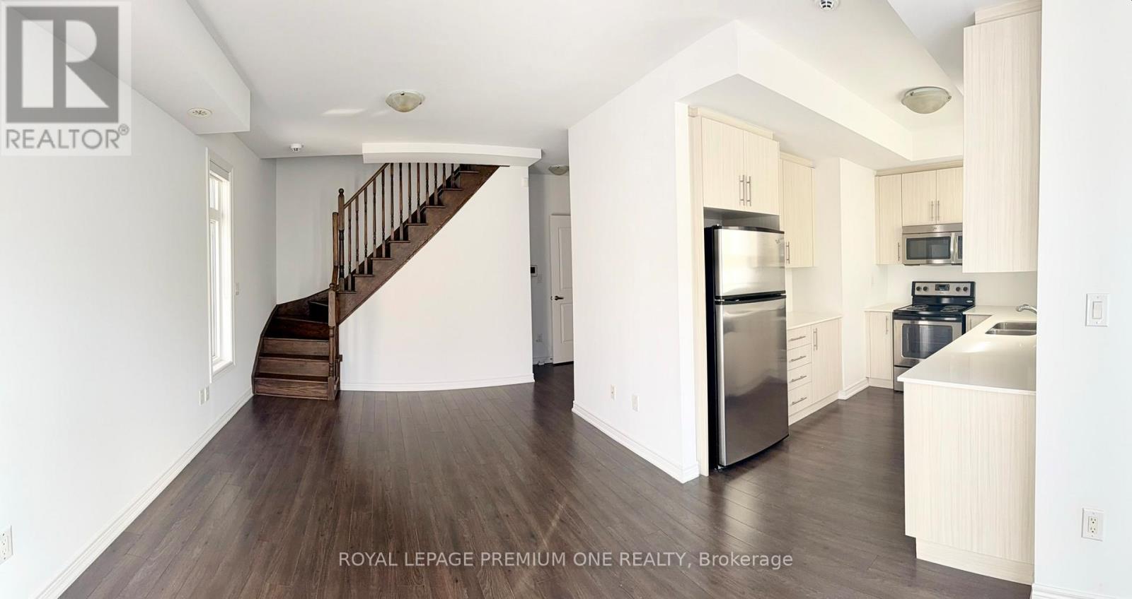 20 - 125 Kayla Street, Vaughan, Ontario  L6A 3P4 - Photo 4 - N12782408