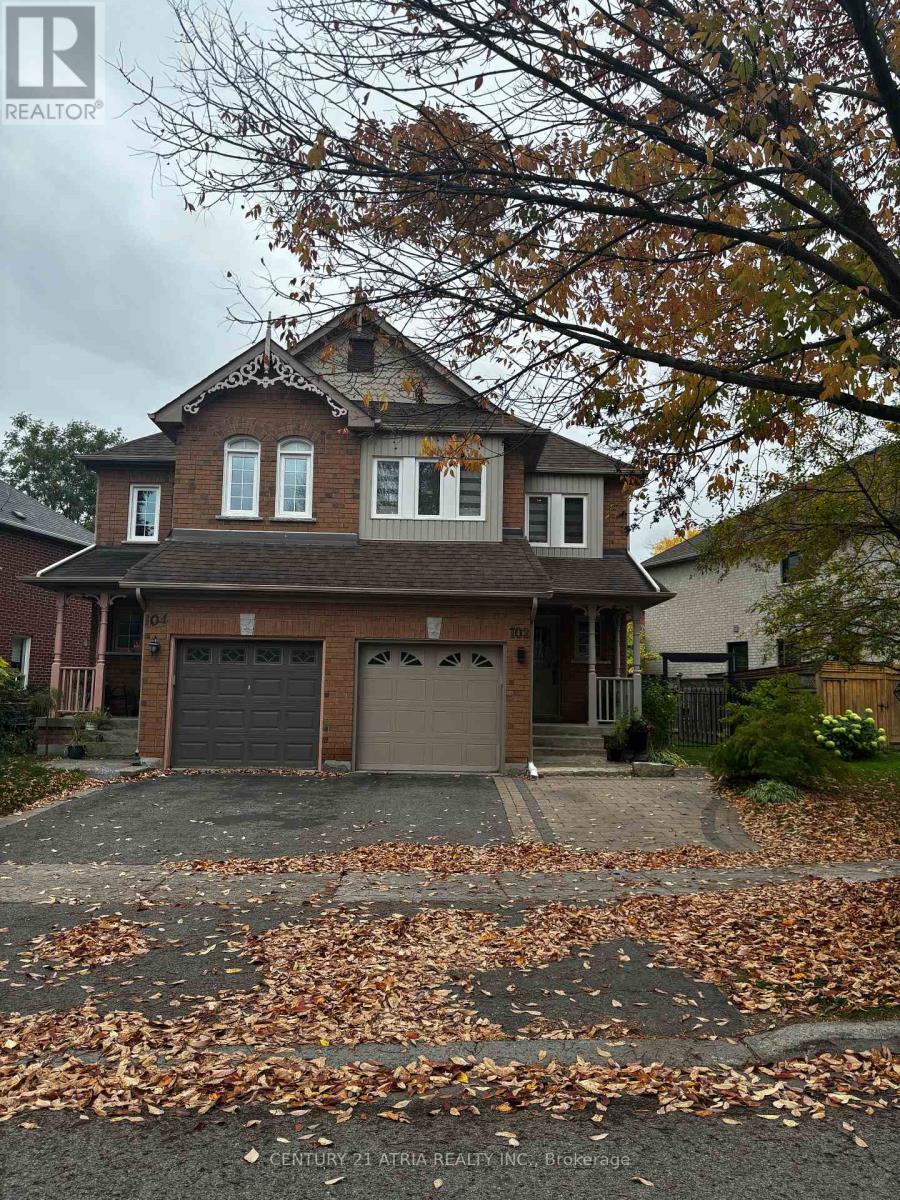 102 WOODROOF CRESCENT, Aurora, Ontario