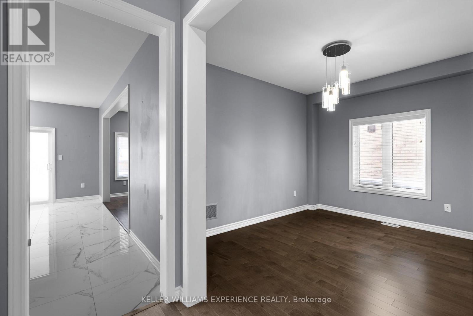 1464 Farrow Crescent, Innisfil, Ontario  L9S 0L6 - Photo 9 - N12782428