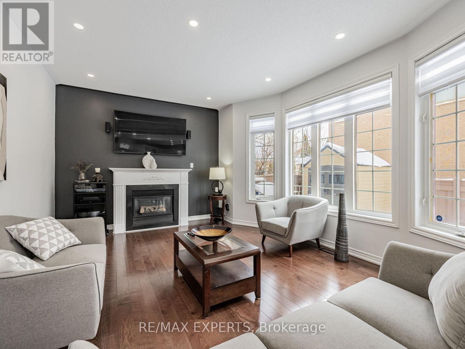 107 Saint Francis Avenue, Vaughan, Ontario  L4H 2A3 - Photo 12 - N12782590