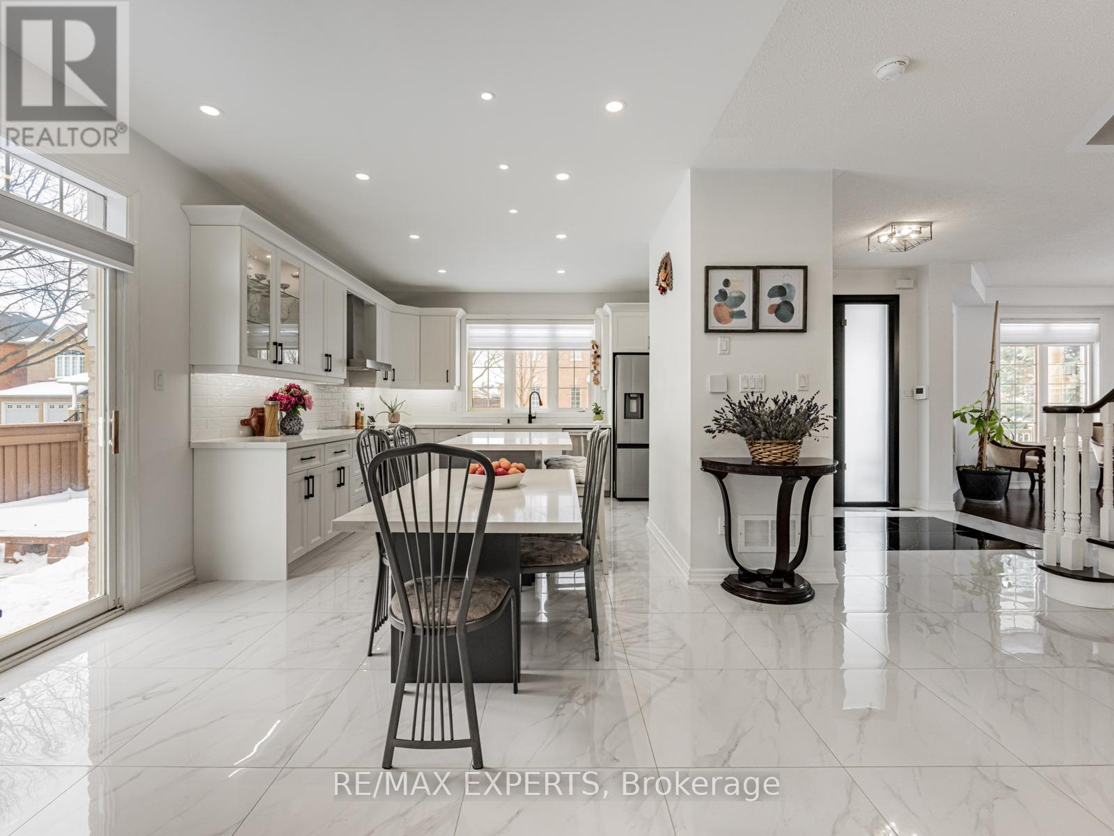 107 Saint Francis Avenue, Vaughan, Ontario  L4H 2A3 - Photo 14 - N12782590