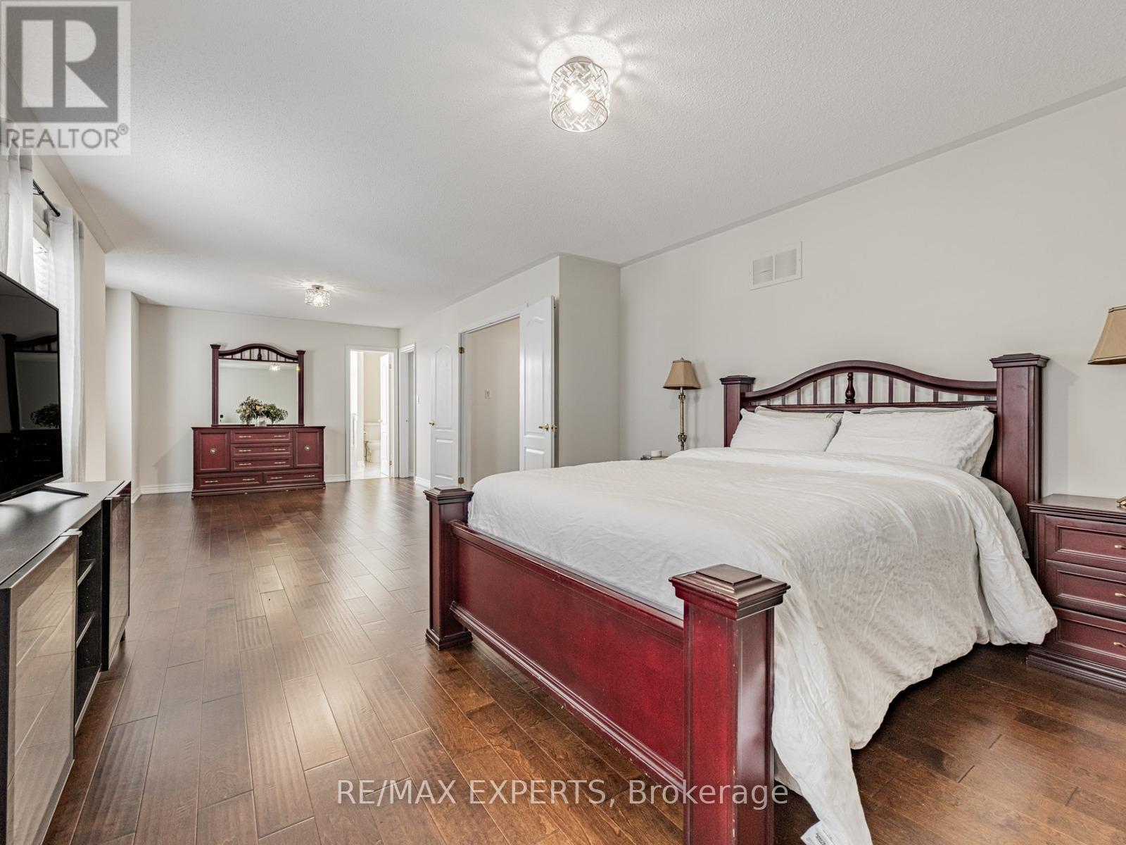 107 Saint Francis Avenue, Vaughan, Ontario  L4H 2A3 - Photo 17 - N12782590