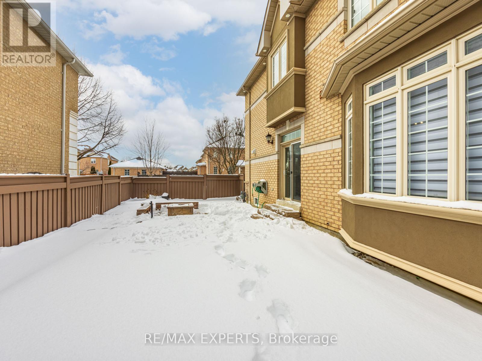 107 Saint Francis Avenue, Vaughan, Ontario  L4H 2A3 - Photo 33 - N12782590