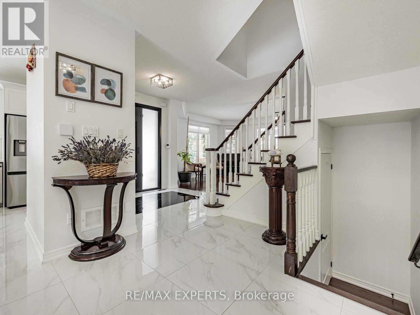 107 Saint Francis Avenue, Vaughan, Ontario  L4H 2A3 - Photo 6 - N12782590