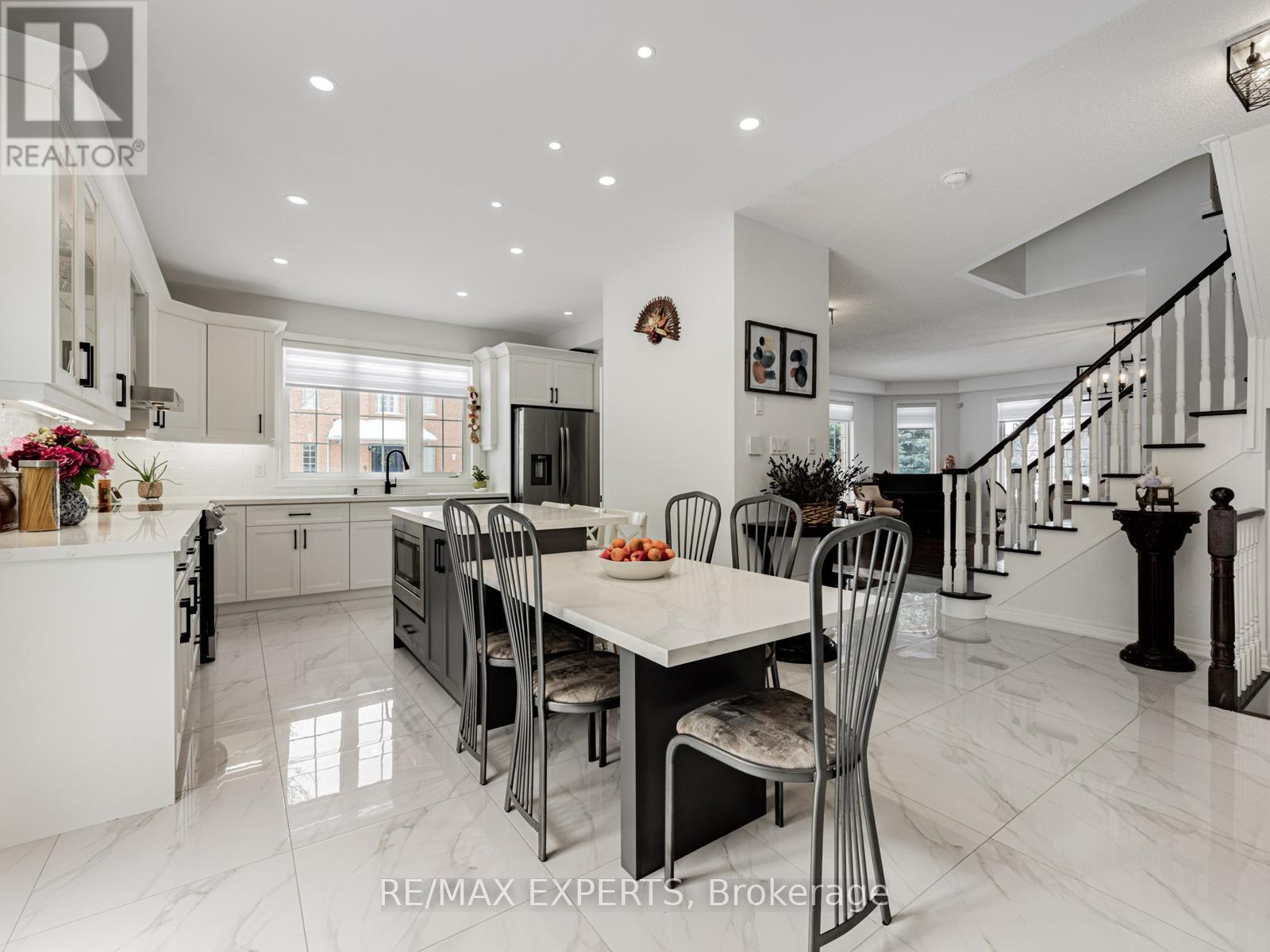 107 Saint Francis Avenue, Vaughan, Ontario  L4H 2A3 - Photo 9 - N12782590