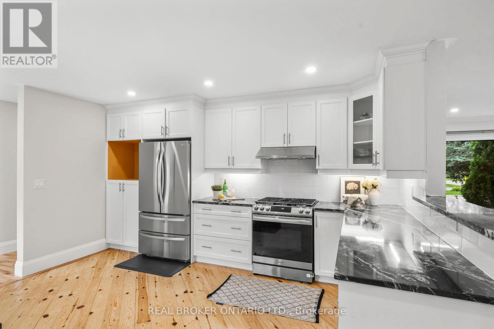 241 Maple Street, Uxbridge, Ontario  L9P 1A8 - Photo 18 - N12782656