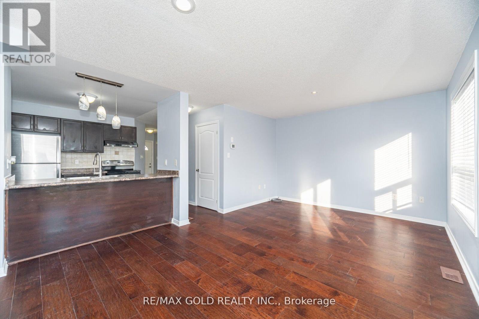 1377 Benson Street, Innisfil, Ontario  L9S 0C7 - Photo 13 - N12782684