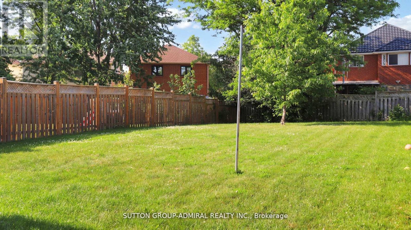 186 Westhampton Drive, Vaughan, Ontario  L4J 7X2 - Photo 3 - N12782692