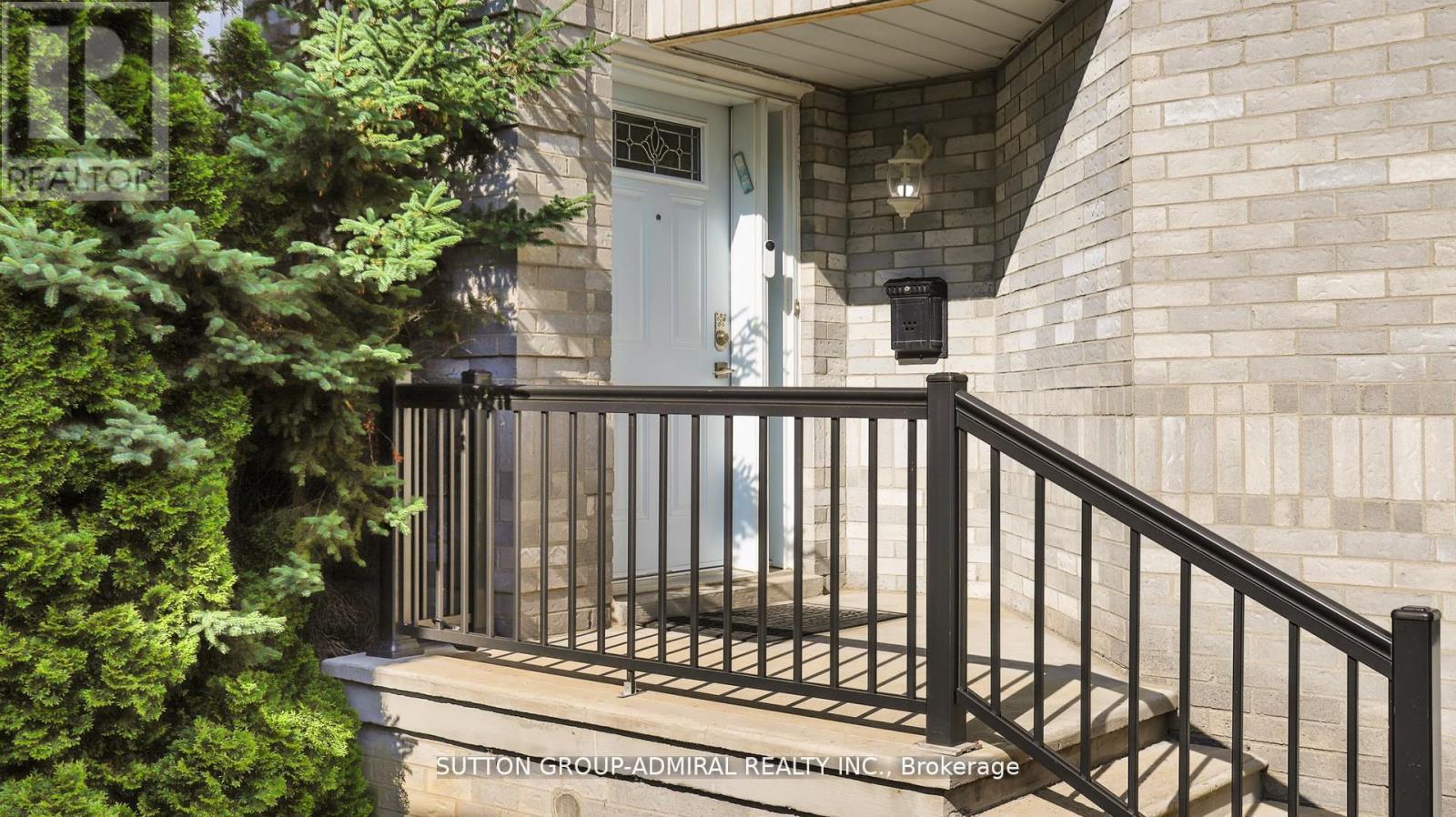 186 Westhampton Drive, Vaughan, Ontario  L4J 7X2 - Photo 7 - N12782692