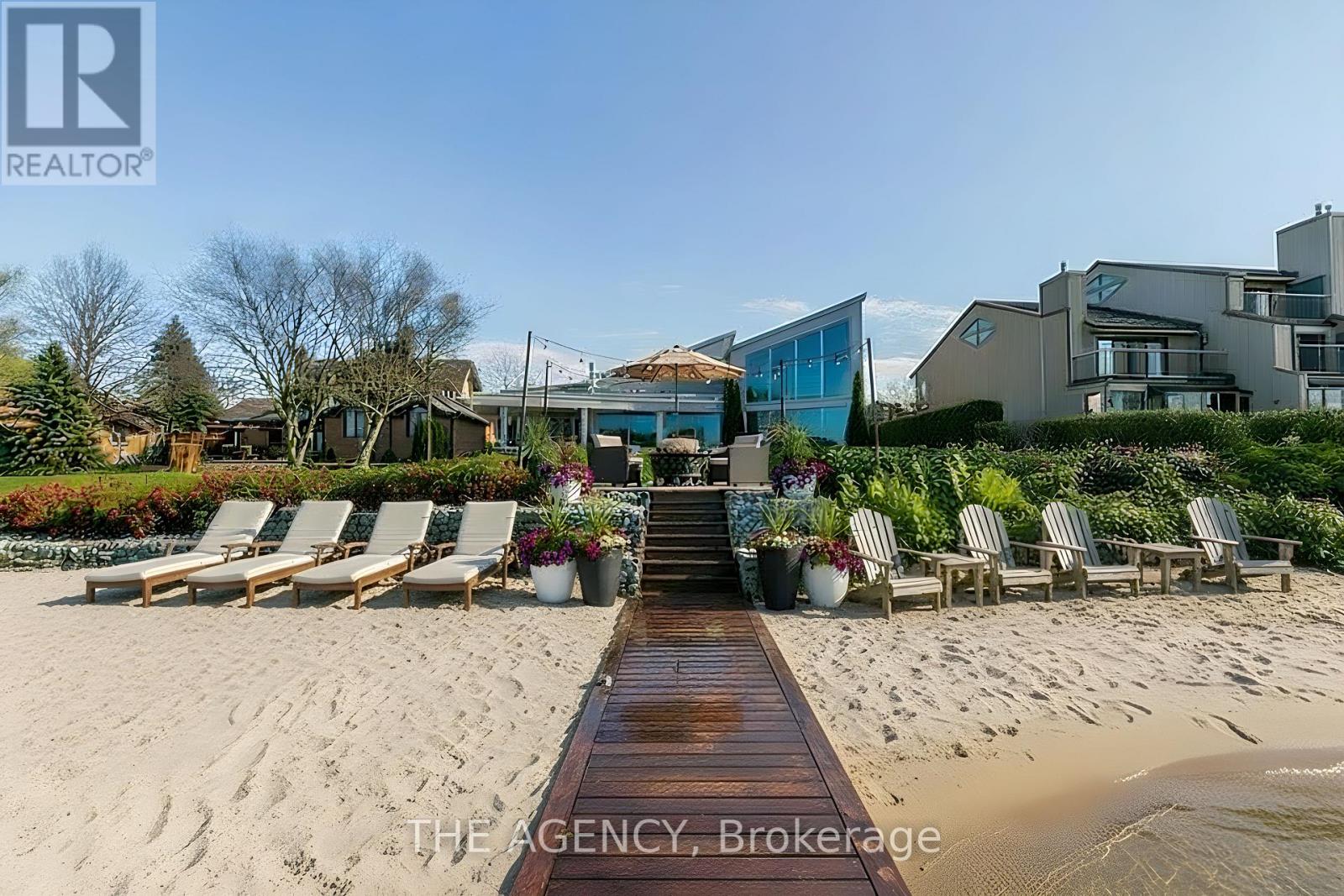 10 Beck Boulevard, Penetanguishene, Ontario  L9M 1C3 - Photo 34 - S12782394