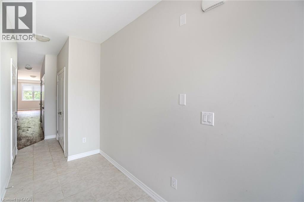 249 Louise Street, Welland, Ontario  L3B 0H8 - Photo 3 - 40804606