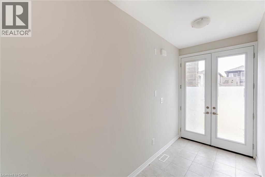 249 Louise Street, Welland, Ontario  L3B 0H8 - Photo 2 - 40804606