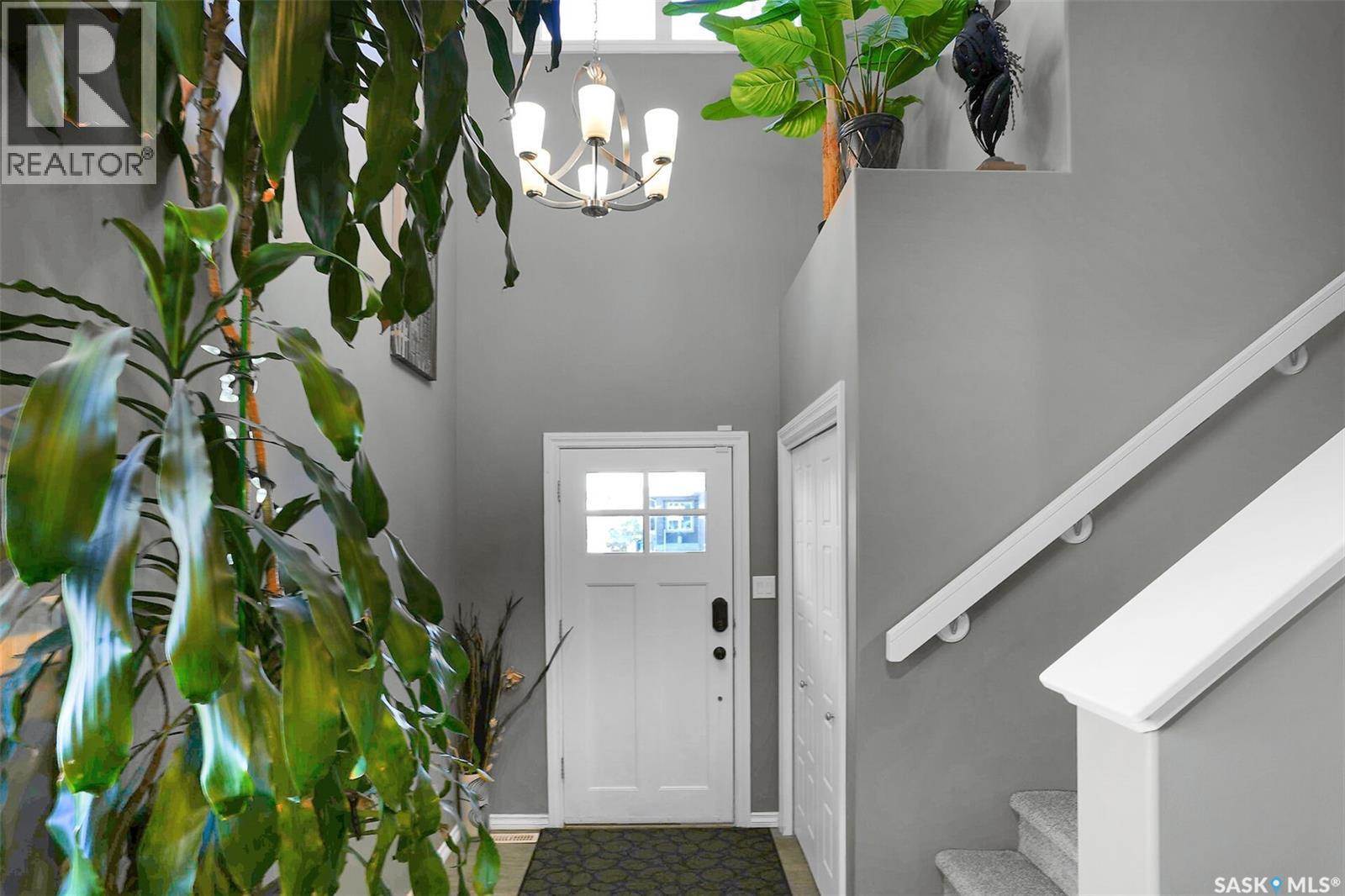 25 Hudson Drive, Pilot Butte, Saskatchewan  S0G 3Z0 - Photo 3 - SK028287