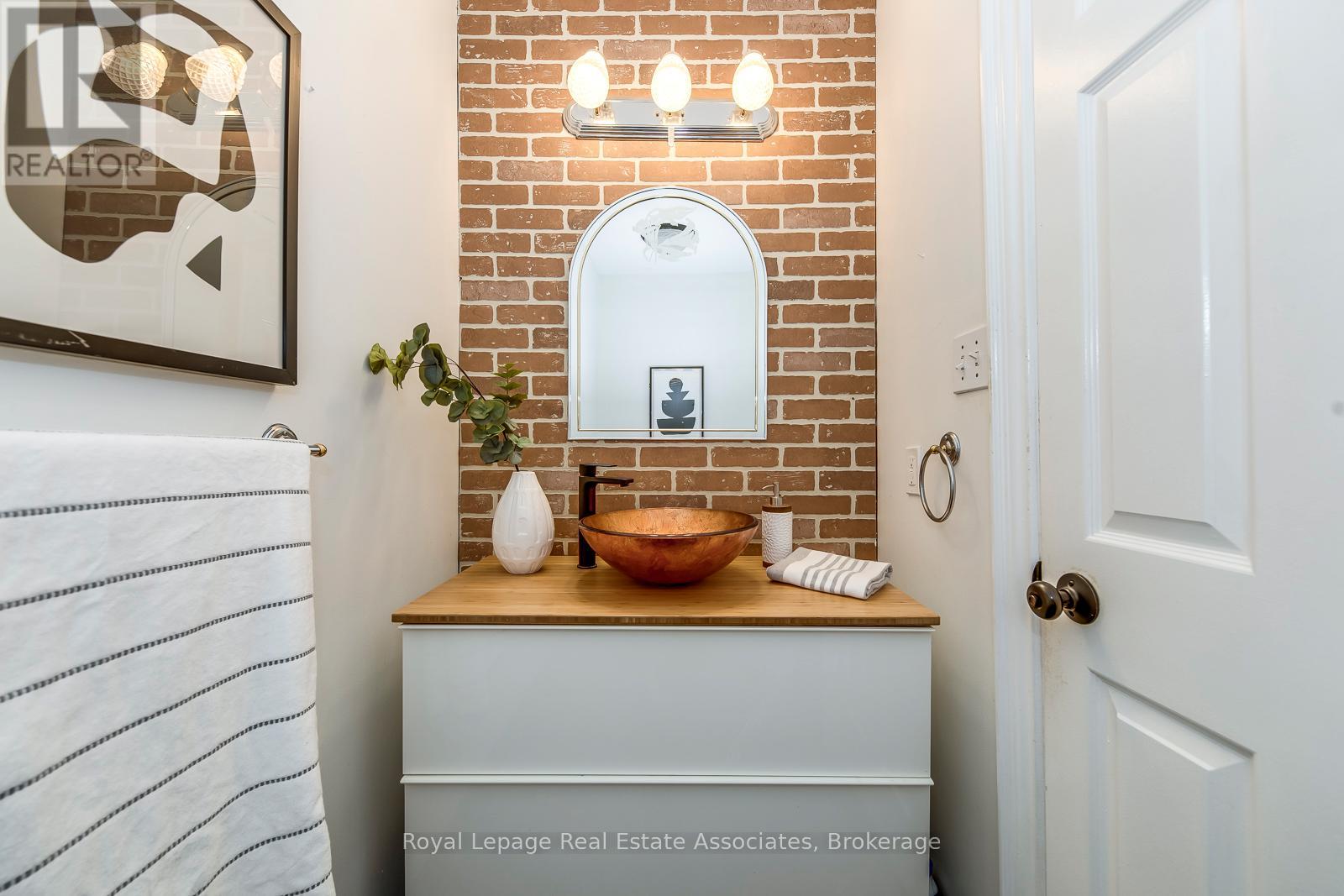 5 Huttonville Drive, Brampton, Ontario  L6X 0C2 - Photo 18 - W12782432