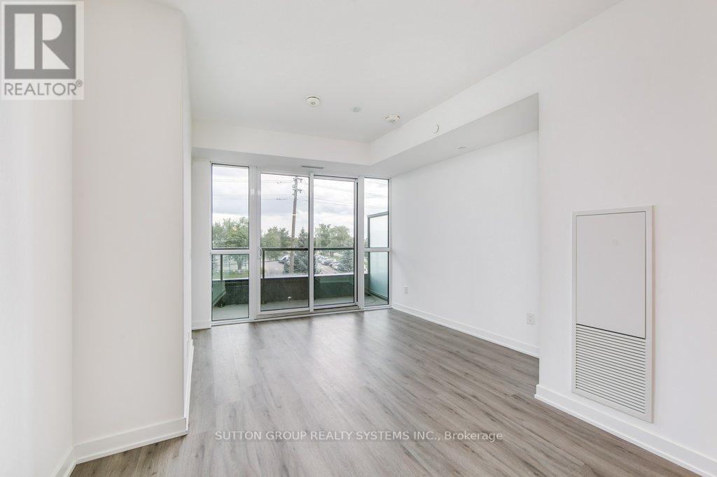 204 - 3005 Pine Glen Road, Oakville, Ontario  L6M 5P5 - Photo 3 - W12782478